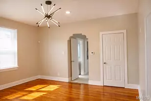 1401 E Prairie Ave, Saint Louis, MO 63107 - Photo 30