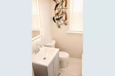 1401 E Prairie Avenue, Saint Louis, MO 63107 - Photo 14