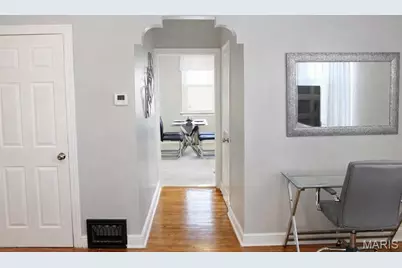 1401 E Prairie Avenue, Saint Louis, MO 63107 - Photo 10