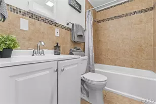 6813 St Olaf Dr, Berkeley, MO 63134 - Photo 12