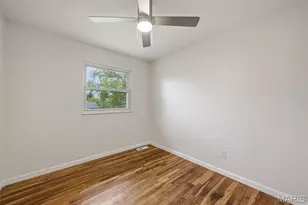 4394 Satiris Dr, Florissant, MO 63033 - Photo 18