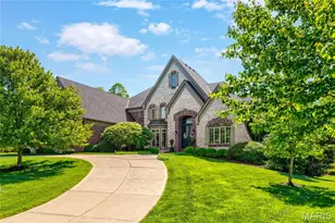 1215 Devonworth Dr, Town and Country, MO 63017 - Photo 8