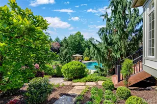 1215 Devonworth Dr, Town and Country, MO 63017 - Photo 68