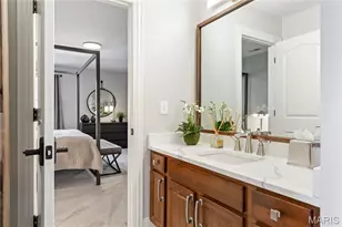 1215 Devonworth Dr, Town and Country, MO 63017 - Photo 34