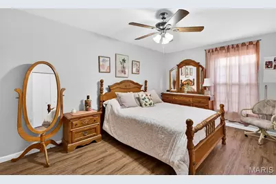 4294 Chateau De Ville Drive #H, Saint Louis, MO 63129 - Photo 8