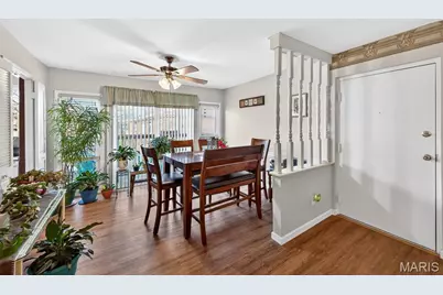 4294 Chateau De Ville Drive #H, Saint Louis, MO 63129 - Photo 4