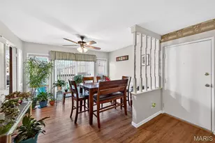 4294 Chateau De Ville Dr, Saint Louis, MO 63129 - Photo 4