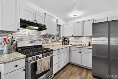 655 Loyola Drive, Florissant, MO 63031 - Photo 16