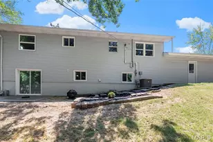 1912 Perryville Rd, Cape Girardeau, MO 63701 - Photo 6
