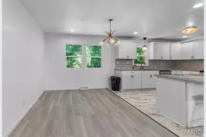 1912 Perryville Road, Cape Girardeau, MO 63701 - Photo 12