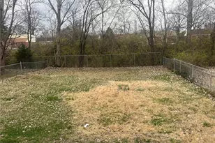 8456 Braddock Dr, University City, MO 63132 - Photo 18