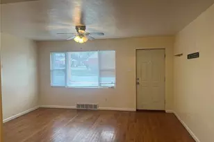 8456 Braddock Dr, University City, MO 63132 - Photo 4
