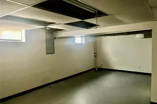 8456 Braddock Dr, University City, MO 63132 - Photo 16