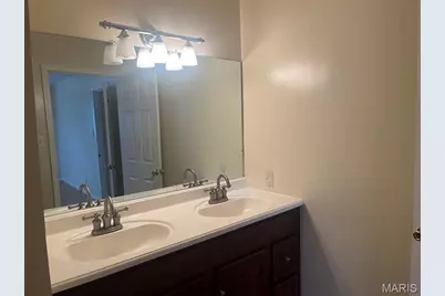 8456 Braddock Drive, University City, MO 63132 - Photo 10