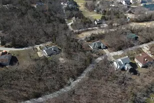 9663 Magnolia Dr, Hillsboro, MO 63050 - Photo 1