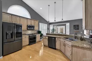 146 Silverstone Cir, Byrnes Mill, MO 63051 - Photo 12