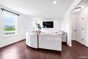 204 Charlestowne Place Dr, Saint Charles, MO 63301 - Photo 6