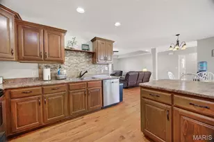 21068 Layla Rd, Waynesville, MO 65583 - Photo 12