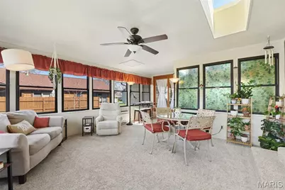 21 W Village Drive W, Saint Charles, MO 63303 - Photo 16