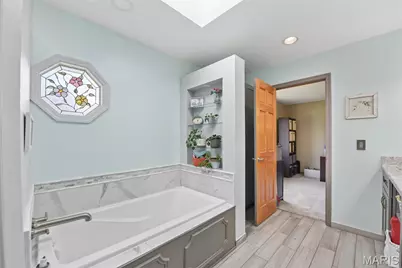 21 W Village Drive W, Saint Charles, MO 63303 - Photo 12