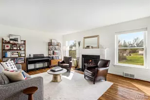 347 Dielman Rd, Saint Louis, MO 63132 - Photo 8