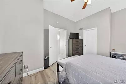 28 Columbus Square Drive, Saint Louis, MO 63101 - Photo 20