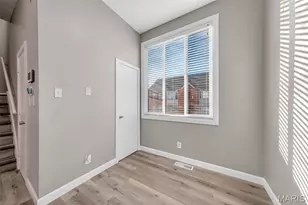 28 Columbus Square Dr, Saint Louis, MO 63101 - Photo 12