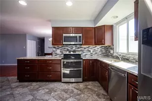 12220 Tempo Dr, Saint Louis, MO 63146 - Photo 8