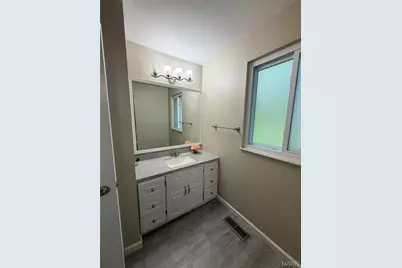 12220 Tempo Drive, Saint Louis, MO 63146 - Photo 16