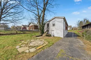 2408 Charlack Ave, Overland, MO 63114 - Photo 34