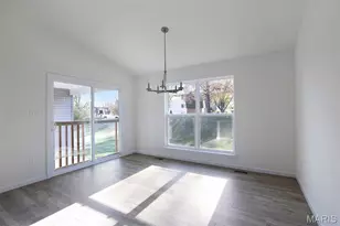 613 Tull Ct, Wentzville, MO 63385 - Photo 2