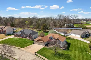 9727 Round Table Ct, Hillsboro, MO 63050 - Photo 56