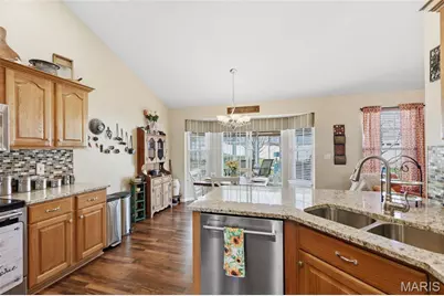 9727 Round Table Court, Hillsboro, MO 63050 - Photo 24