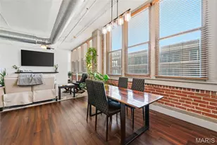 1627 Locust St, Saint Louis, MO 63103 - Photo 8