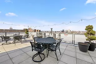 1627 Locust St, Saint Louis, MO 63103 - Photo 24