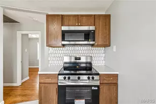 9863 Eastdell Dr, Dellwood, MO 63136 - Photo 10