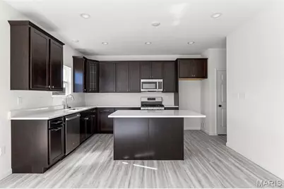 16769 Pebble Stone Drive, Florissant, MO 63031 - Photo 18