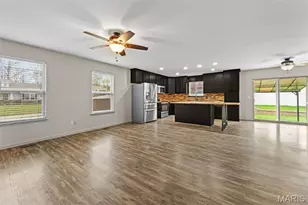 690 Glen Eagle Dr, Troy, MO 63379 - Photo 4