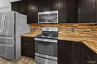 690 Glen Eagle Dr, Troy, MO 63379 - Photo 8