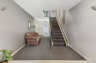 4298 Chateau De Ville Dr, Unincorporated, MO 63129 - Photo 2