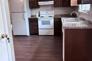 10166 Buffton Dr, Saint Louis, MO 63123 - Photo 4