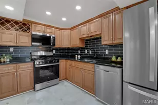 3733 Louis St, Saint Louis, MO 63116 - Photo 6