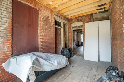 1512 Palm Street, Saint Louis, MO 63107 - Photo 24