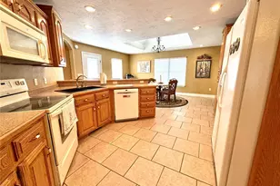 2206 Cherry Blossom Cir Circle, Lebanon, MO 65536 - Photo 36