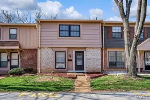 234 Carmel Woods Dr, Ellisville, MO 63021 - Photo 1