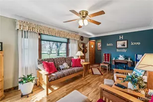 2275 Charbonier Rd, Florissant, MO 63031 - Photo 8