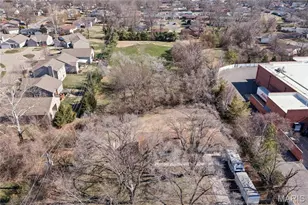 2275 Charbonier Rd, Florissant, MO 63031 - Photo 30