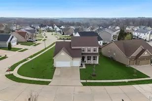 102 Carlton Point Dr, Wentzville, MO 63385 - Photo 40