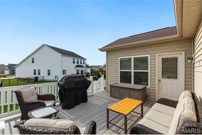 102 Carlton Point Drive, Wentzville, MO 63385 - Photo 32