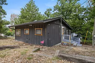 33017 Fairglen Rd, Sunrise Beach, MO 65079 - Photo 2